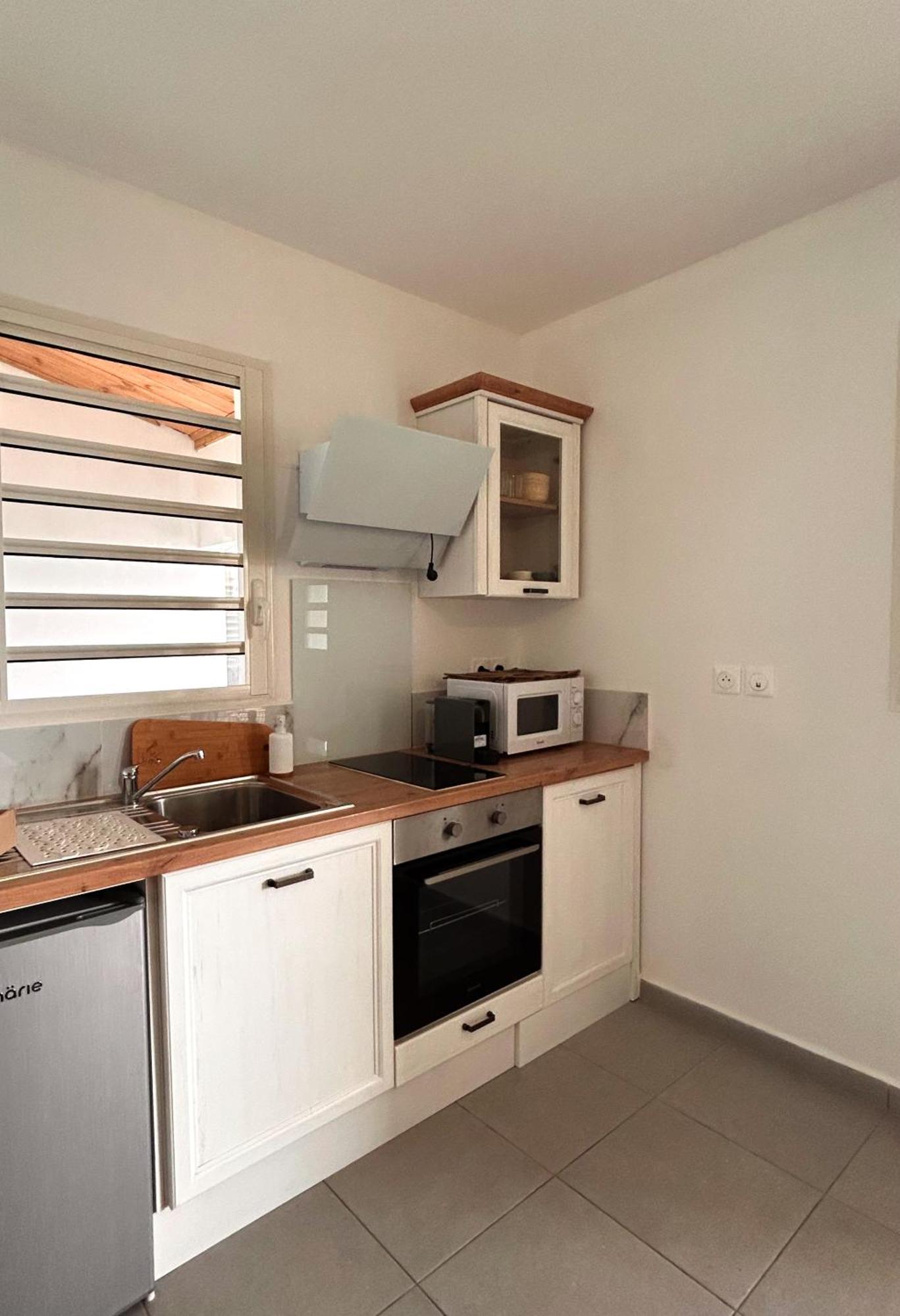 Logement Palmier Sainte-Rose Exterior photo